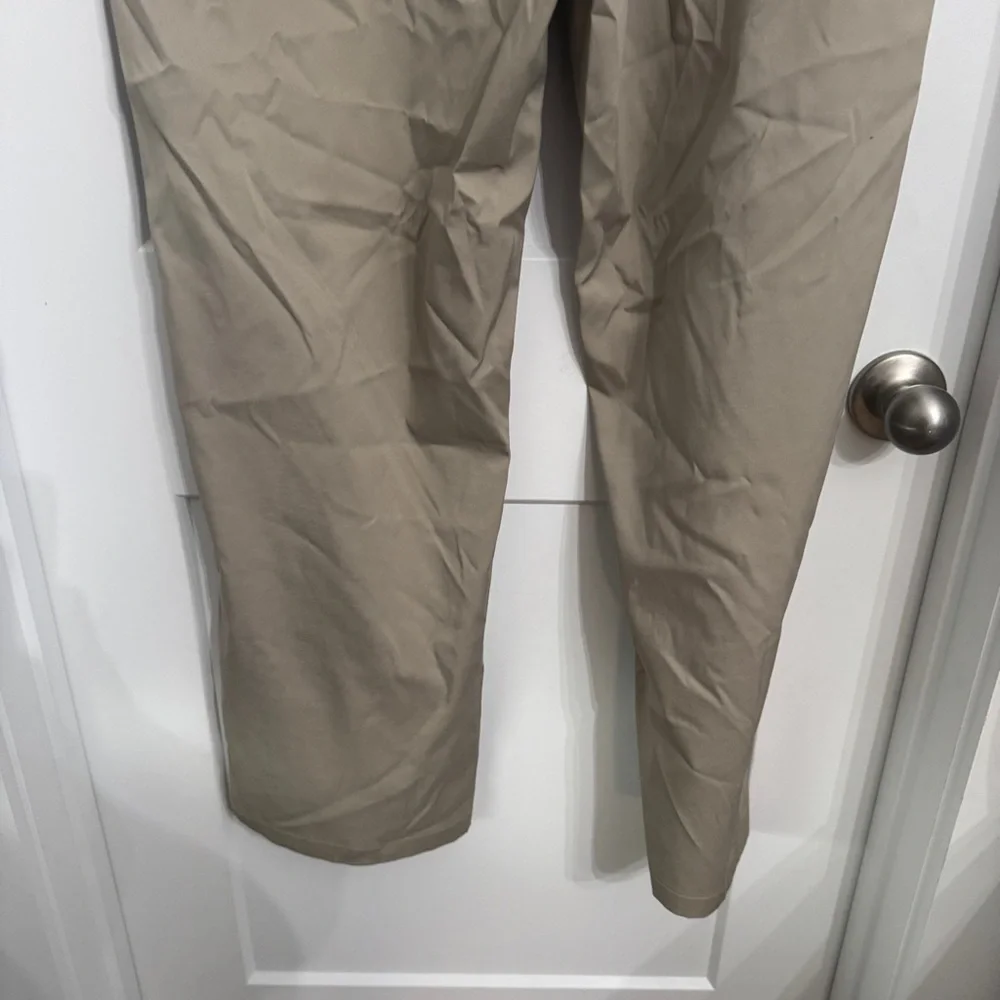 Nike Flat Front Men's Dri-fit Golf Pants Khaki 598445-221 Size 38 Preppy Office - Picture 12 of 12